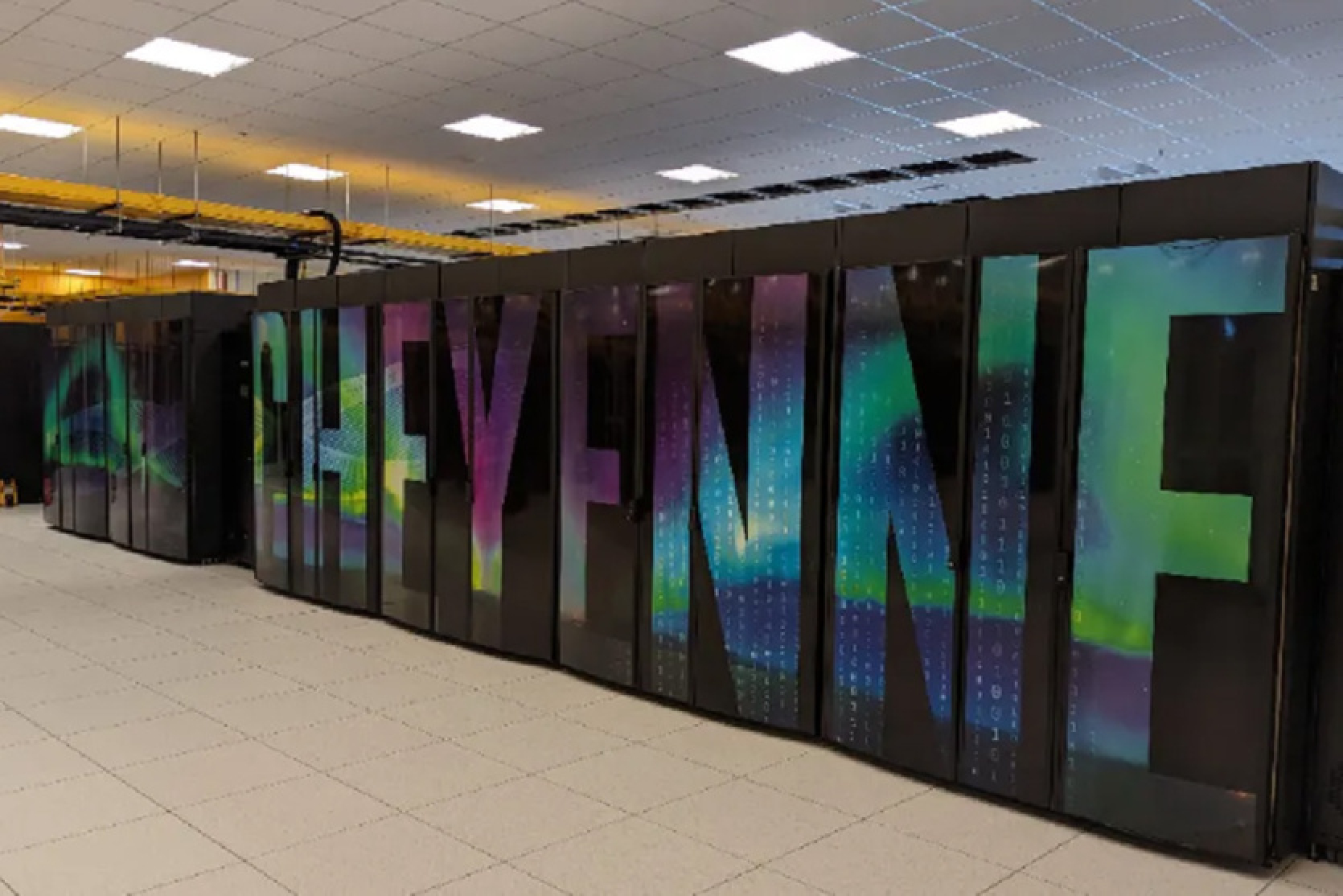 A supercomputer with 8,064 Intel Xeon chips and 313.3 TB of RAM is up for auction in the US - the bid is already over $280k.